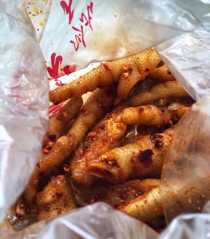 华姐凤爪-"7515猪猪和熊熊打卡乐山美食第一站166#华.