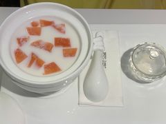 -燕庭·纯燕窝·甜品下午茶(南京西路店)