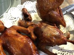 红烧乳鸽-石岐乳鸽村(南海第三分店)