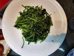 炒茼蒿-大张烙馍村(泉山店)