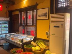 -富正毅三下锅·湘西韵味(天门山索道店)