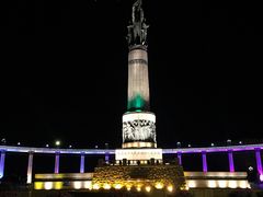 -人民防洪胜利纪念塔