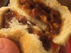 酥皮焗叉烧包-添好运点心专门店(深水埗店)