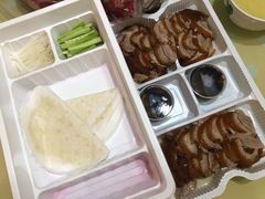 -皇城根·烤鸭·鱼头·家常菜(欧亚大观乐活城店)