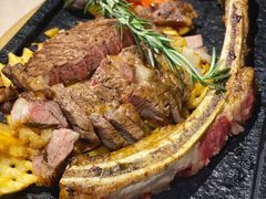 碳烤战斧牛排-RIVIERA 松鹤楼(外滩店)