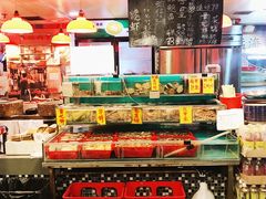 零售区-鲜入围煮花胶鸡海鲜火锅