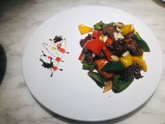 彩椒爆雪花牛肉-七号私厨·百年洋楼