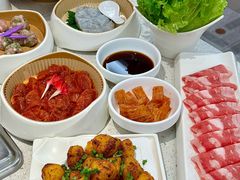 -海底捞火锅(百盛步行街广场店)