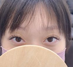 -花岐款式专研健康美甲沙龙
