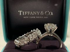 -Tiffany & Co.蒂芙尼
(杭州万象城店)