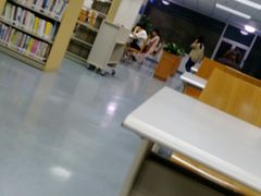 -南山图书馆(常兴路店)