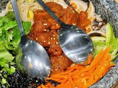 石锅猪肉拌饭-姜虎东白丁烤肉(恒隆广场店)