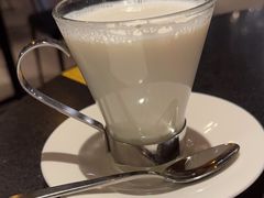 黑糖珍珠牛乳-WOLFGANG PUCK KITCHEN & BAR(迪士尼小镇店)