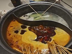 -钢管厂五区小郡肝串串香(蜀都万达店)