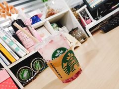草莓酸奶星冰乐-星巴克(深圳丹竹头分店)