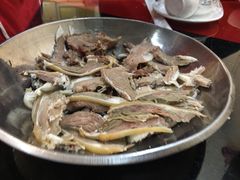 -老石黑山羊毛驴肉火锅(金凯广场店)