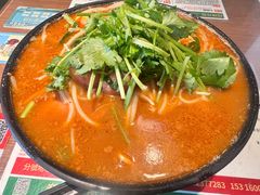 -肥汁米蘭香港米线(定西路店)