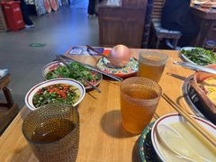 -洱火云南酸菜牛肉火锅(石景山当代商城店)