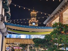 -王府井奥莱临潼小镇(临潼店)
