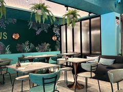-SHADOWS•Bistro&Eatery(安福路店)