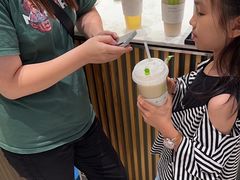 -奈雪的茶(优特汇店)