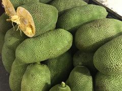 -三亚新鸿港水果一级批发市场