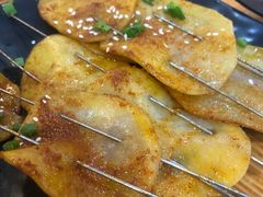 -老街烧烤大排档·地道湖北菜·龙虾馆(汉口火车站店)