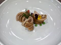 -梅花香里大酒店(郁金香路店)