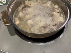 -东椰·海南椰子鸡火锅(朝阳门店)