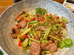 小炒黄牛肉-北京老铺烤鸭(老城根店)