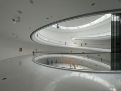 -上海宝龙美术馆