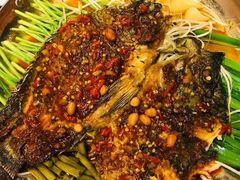 -探鱼·鲜青椒爽麻烤鱼(西南商都店)