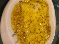 -香巴拉云南餐厅(华莱坞店)