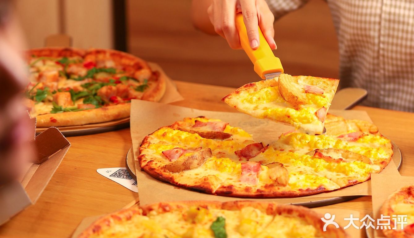 一人吃两个乐凯撒 pizza？单身汪哭泣❌狂喜⭕️