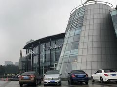 -奔驰北京极光星徽(四元桥店)
