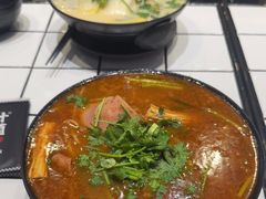 -肥汁米蘭香港米线(长宁来福士店)