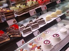 -巴黎贝甜(大宁国际商业广场店)