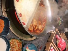 -湊湊火锅·茶憩(打浦桥日月光店)