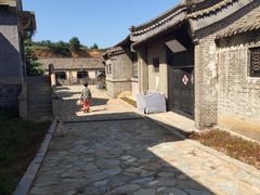 -清风小镇闯关东影视基地