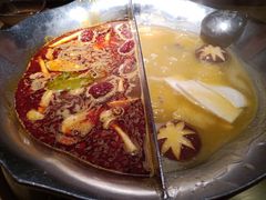 台式麻辣锅-湊湊火锅·茶憩(杭州湖滨银泰in77店)