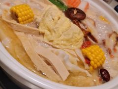 -三人行骨头王火锅(长寿店)