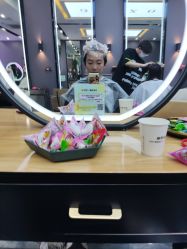 -藤野造型烫染·漂发