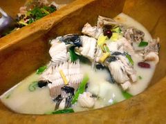 -滇香肴·云南菜蒸汽石锅鱼(云南北路店)