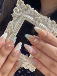 -芊屿芊浔美甲