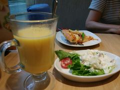-必胜客(WOW中心城店)