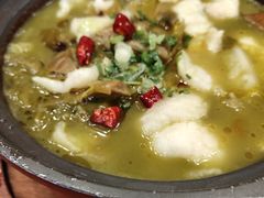 -周鱼小馆石锅酸菜鱼(活力汇店)