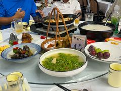 -刘姐啤酒鱼民族演艺餐厅(西街总店)