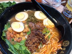 -桂在香知桂林米粉(红博中央公园店)
