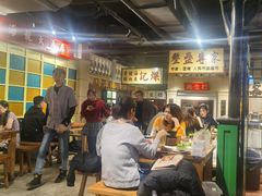 等位区-十六蒲(桂林路店)