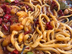 拉条子-新疆大盘鸡·十八年老店